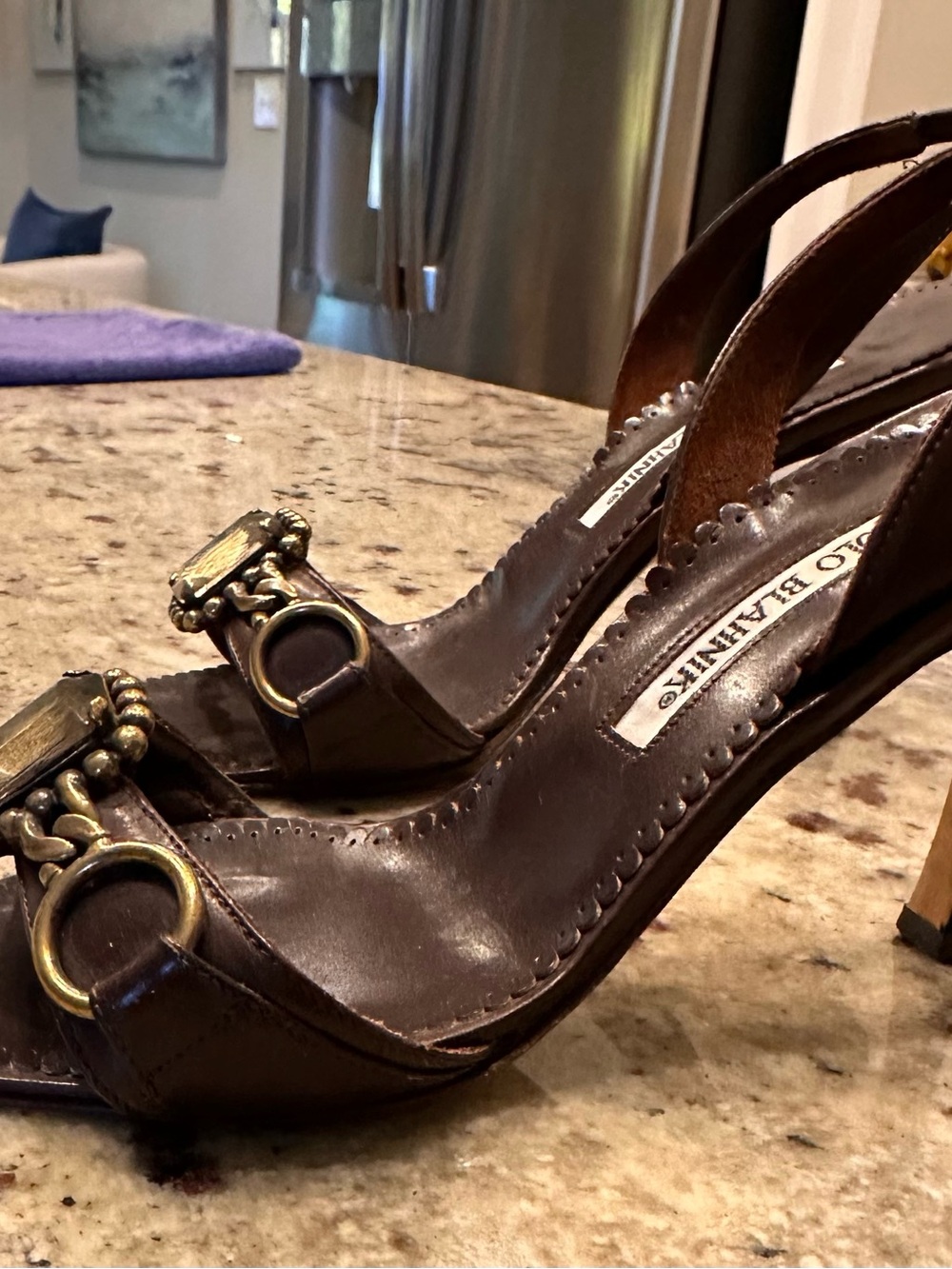 Manolo Blahnik Brown Stone & Chain
Embellished Slingback Heels; Size 36.5 - Picture 10 of 12